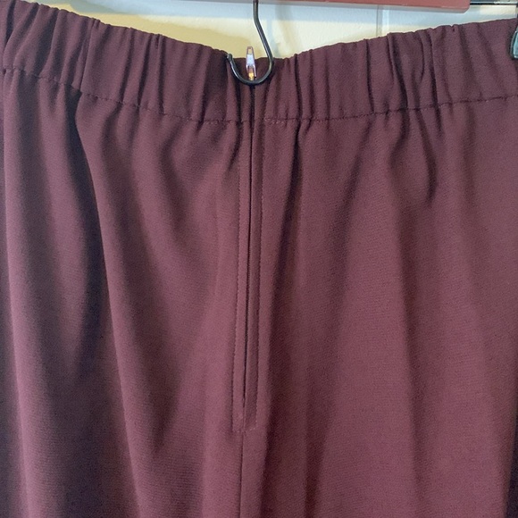 Burgundy Dress Pants Size 18 - Picture 5 of 5